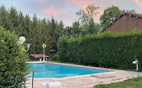 Domaine De La Moivre - Ferme De Charme & Piscine